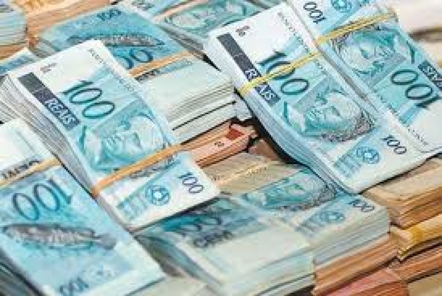 Dieese aponta lucro de R$106,7 bi dos cinco maiores bancos do país